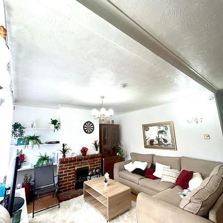 Cosy Room In Dartford Exterior photo